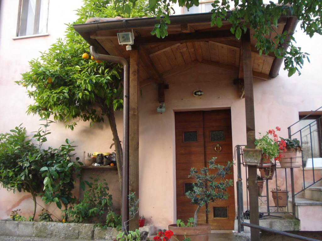 Agriturismo La Fattoria San Donato Val di Comino Luaran gambar