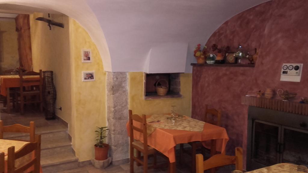 Agriturismo La Fattoria San Donato Val di Comino Luaran gambar